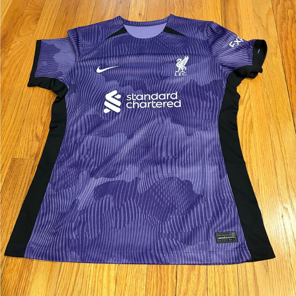 Nike Liverpool Soccer Jersey Womens Large 95 Retail Brand New